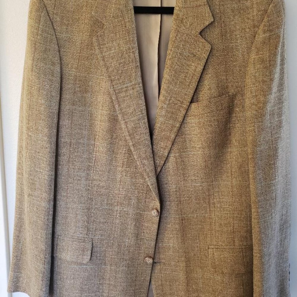 Brooks Brothers Medium Brown Imported Fabric Subtle Checks